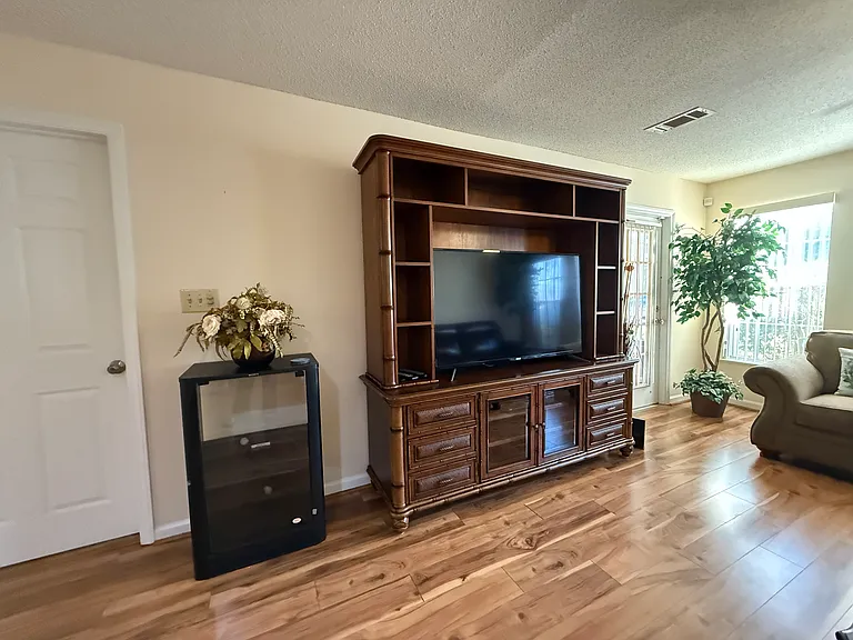 1231 Ladys Island Dr — Photo 20