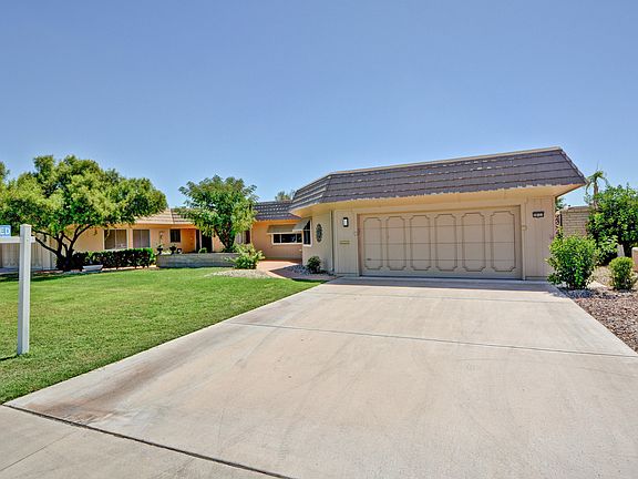 4th image of 10133 W Hutton Dr