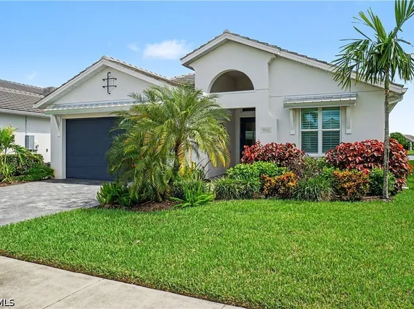 9062 Montserrat Dr, Naples, FL 34114