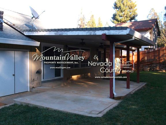 3rd image of 10925 Thornicroft Way