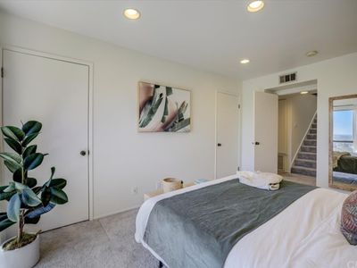 688 Vallejo Villas, Los Angeles, CA, 90042