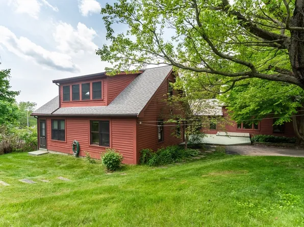 109 H K Davis Rd, Charlton, MA 01507