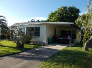 633 Royal Tern Dr, Barefoot Bay, FL 32976