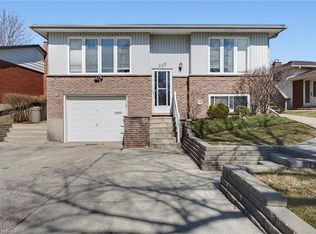 228 Holborn Dr, Kitchener, ON