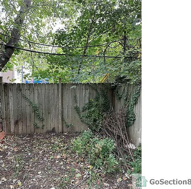 3 bed, 1238 sqft, $1,800 — Photo 2