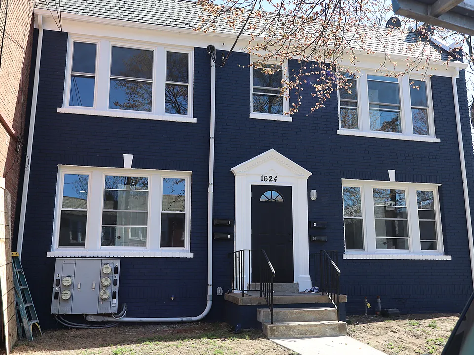 1624 17th Pl SE #1