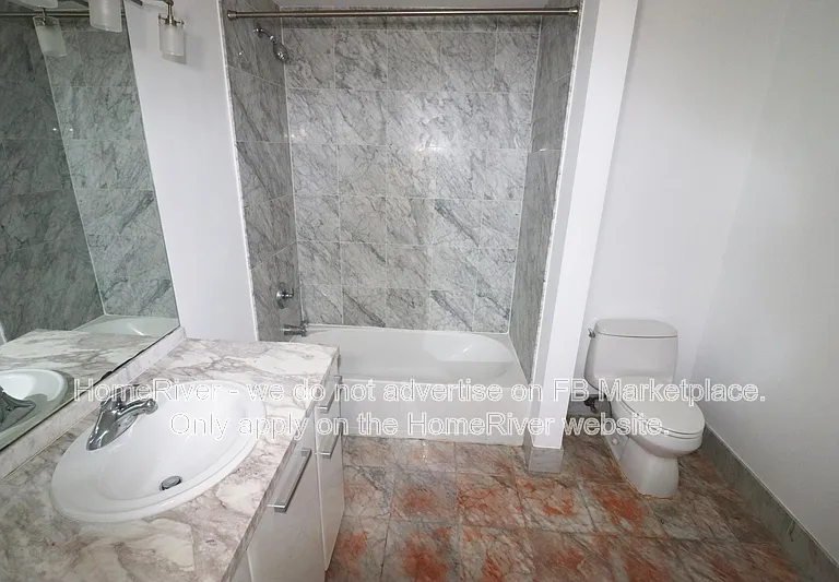 253 NE 2nd St #313 — Photo 5