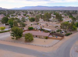 19823 Red Feather Rd, Apple Valley, CA 92307