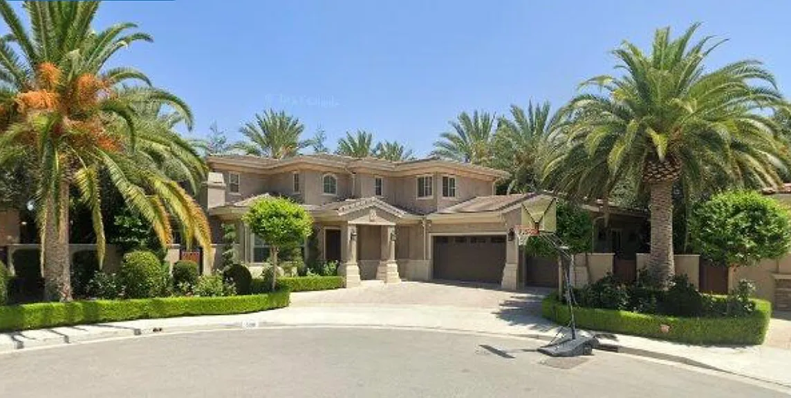 5 bed, 3114 sqft, $7,700 — Photo 1