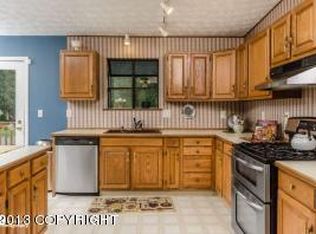 630 Maywood Cir, Anchorage, AK 99515