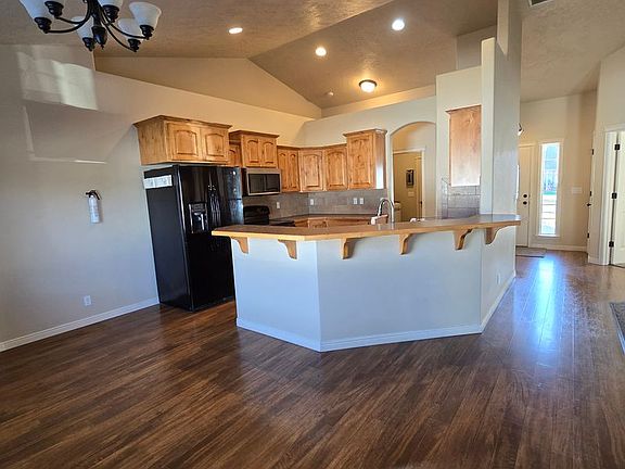5th image of 2595 Driftwood Pl