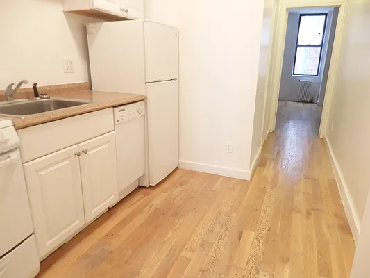 Rented by John O'Kelly Real Estate | media 16