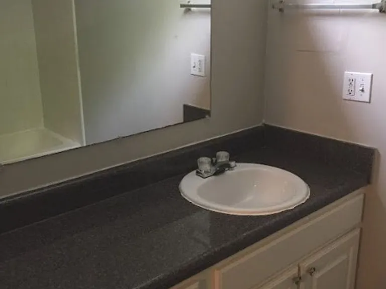 3304 Red River St — Photo 32