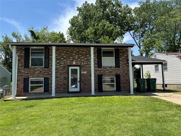 10441 Prince Dr, Saint Louis, MO 63136