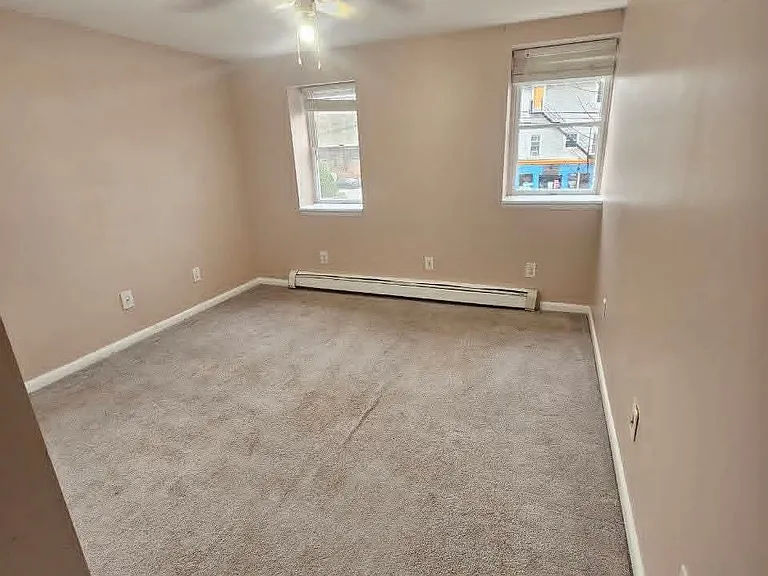 33 Smith Clove Rd #B — Photo 5