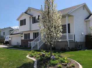 728 E Center St, Pleasant Grove, UT 84062