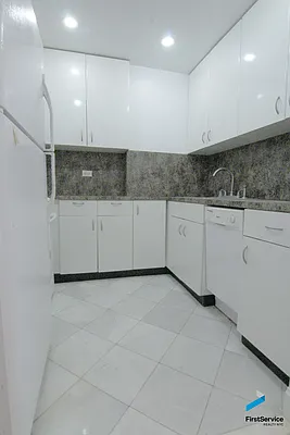 Rented by FirstService Realty (legacy) | media 26