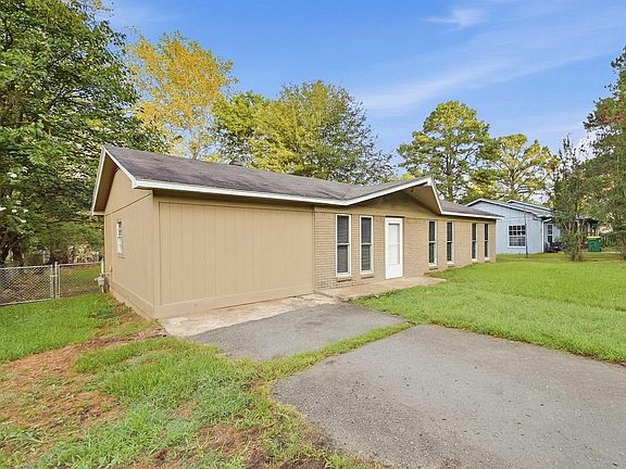 4th image of 21 Compass Point St