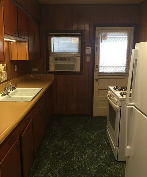 260 Kenmar Dr — Photo 10