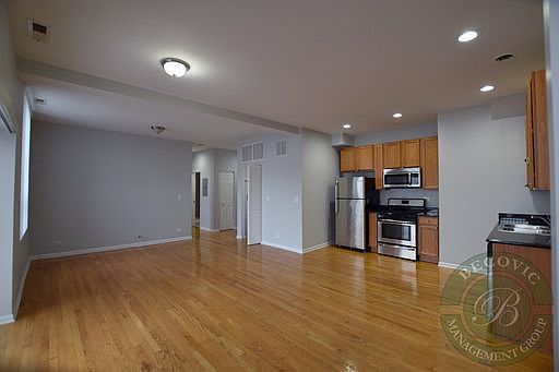 1st image of 2451 W Howard St APT 310