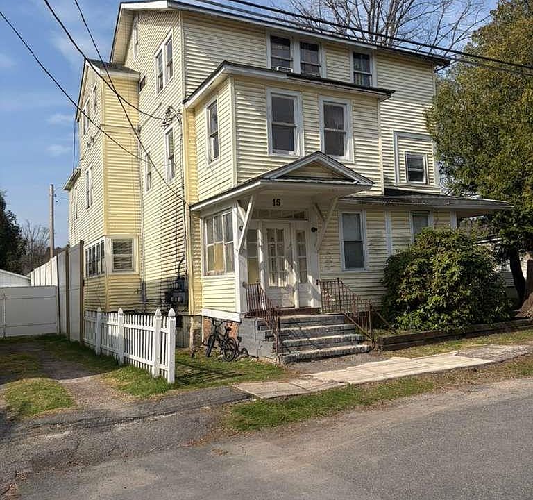 1st image of 15 Tuthill Avenue