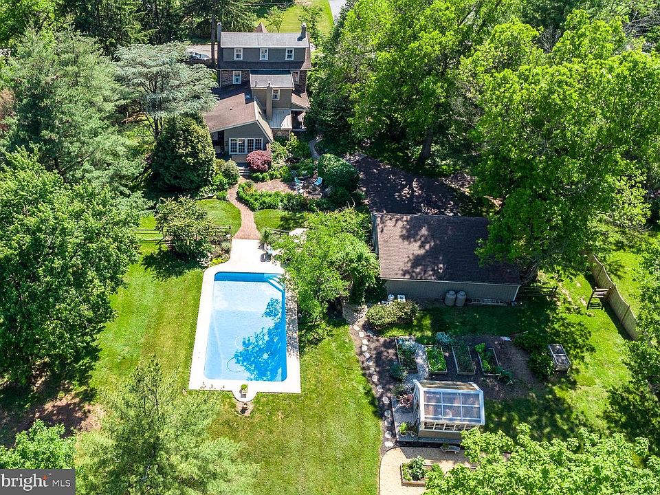 1st image of 1047 Cowpath Rd