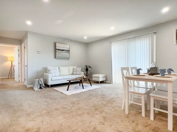 1133 Meadow Ln APT 10, Concord, CA 94520