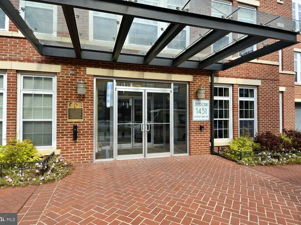 1451 Belmont St NW APT 405, Washington, DC 20009
