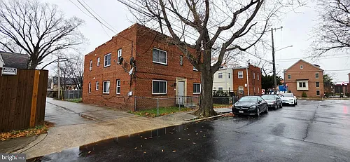 3207 11th Pl SE Photo 1