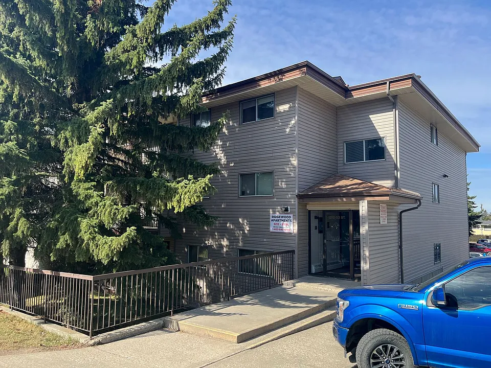5212 53rd St #5211-54-206A