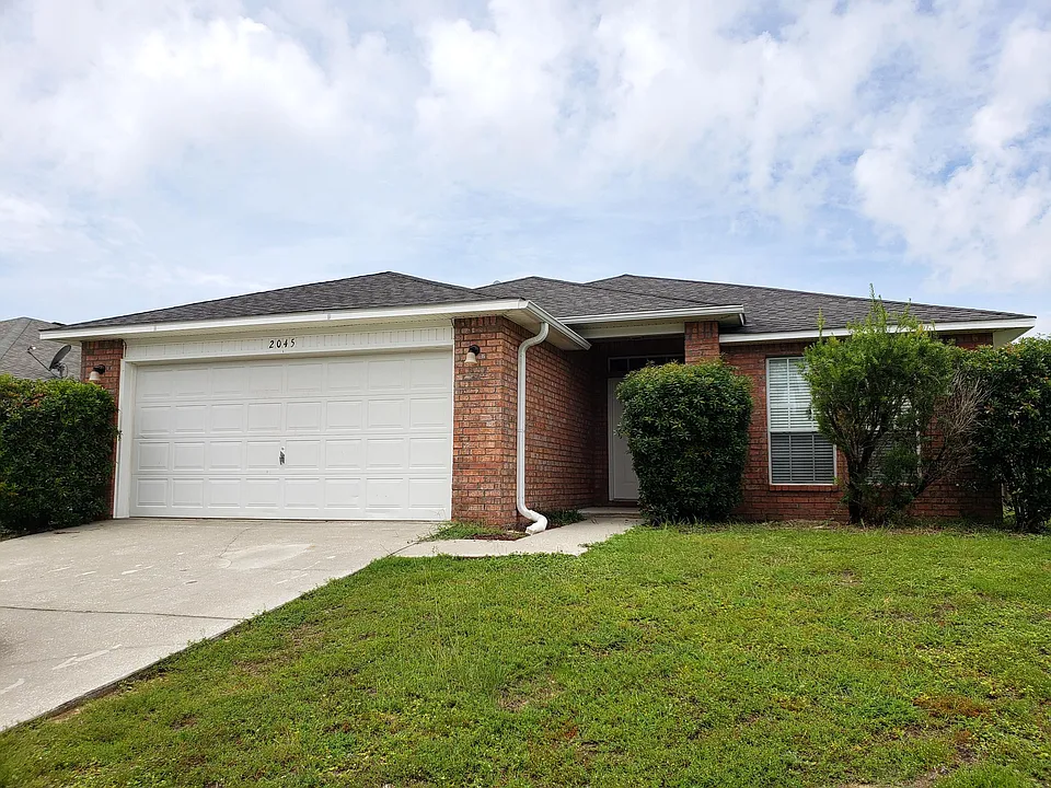 2045 Catline Cir