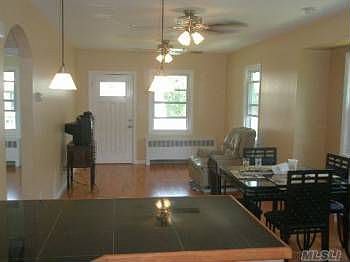 4th image of 18 Lillian Ave