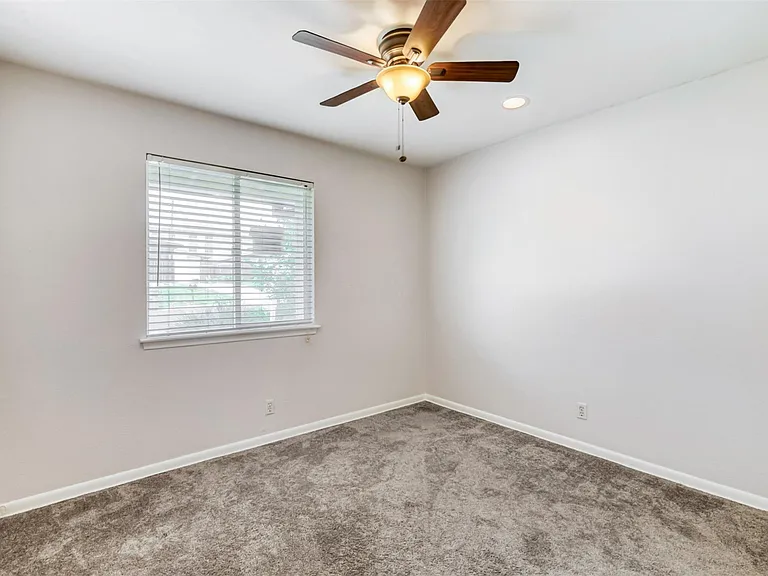 2501 Audubon Pl — Photo 6