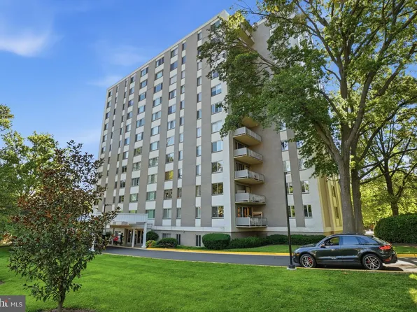 8315 N Brook Ln APT 901, Bethesda, MD 20814