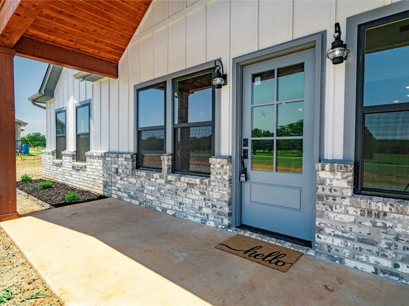 1010 County Road 1596, Alvord, TX 76225