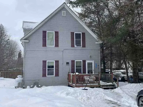 10 Lander Ave, Bingham, ME 04920