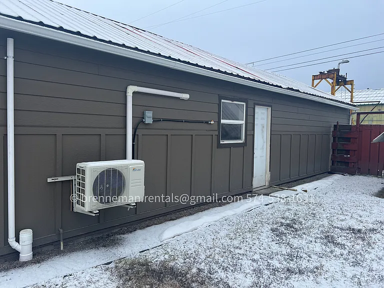 212 S Meridian Rd — Photo 14