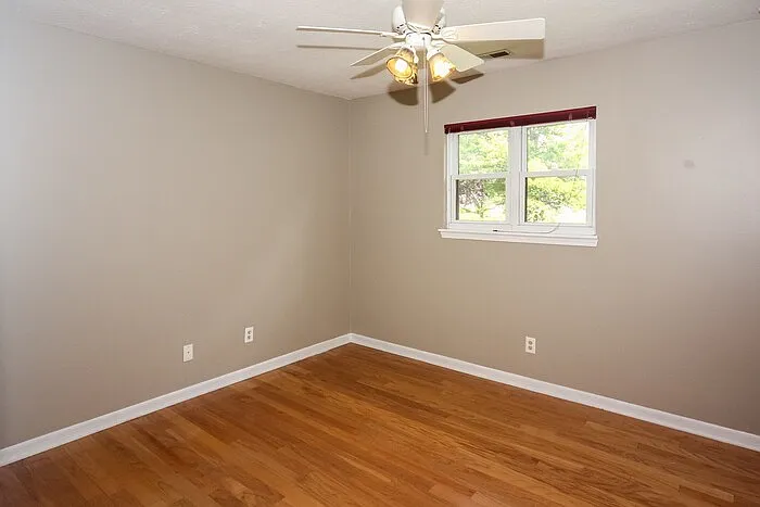 6405 Kellum Dr — Photo 10