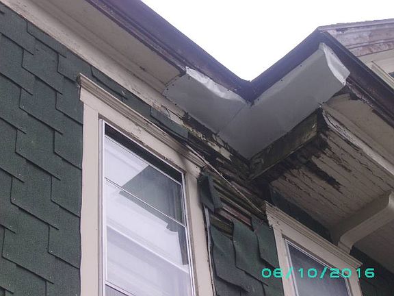 4th image of 137 Hall Ave