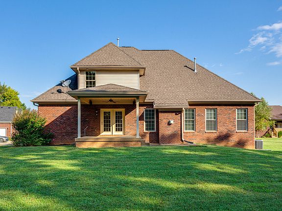 5th image of 334 Olde Colony Ct