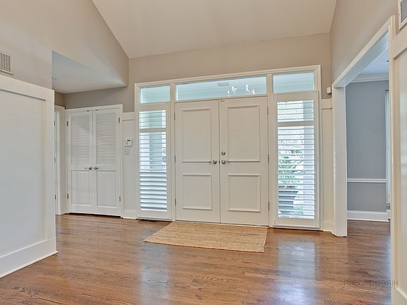 4th image of 1455 Arcady Dr