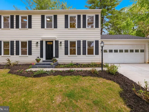 1517 Gerard St, Rockville, MD 20850