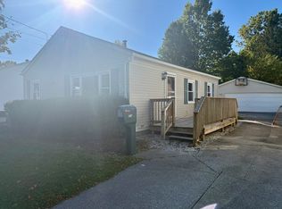 1024 Washington Ave, Cuyahoga Falls, OH 44221