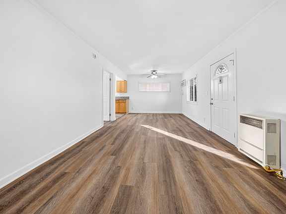 3rd image of 1685 N Summit Ave #1685.5