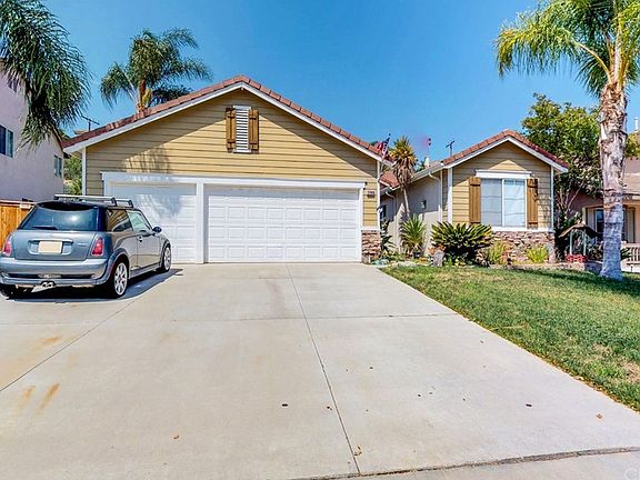 2nd image of 23468 Mountain Breeze Dr