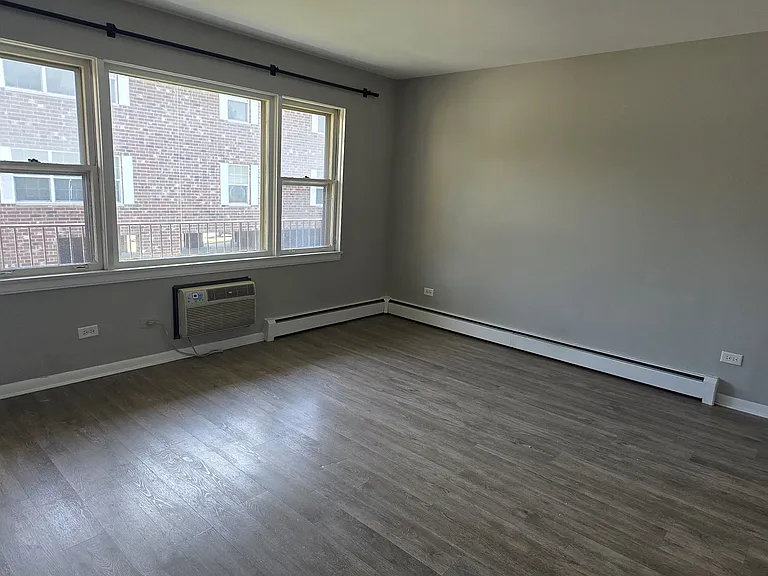 4835 Belmont Rd #7 — Photo 5