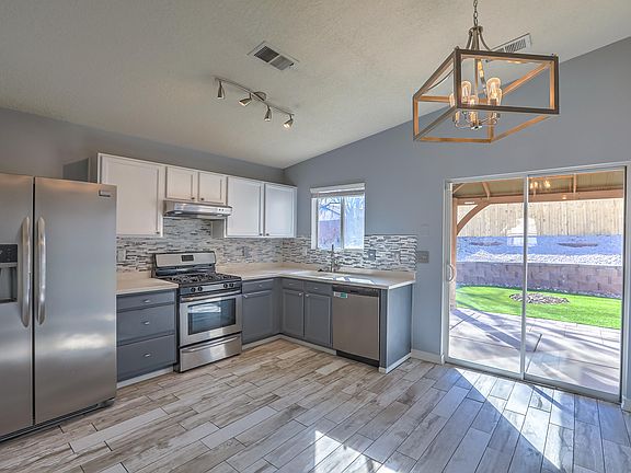 4th image of 10535 Monte Rosso Pl NW