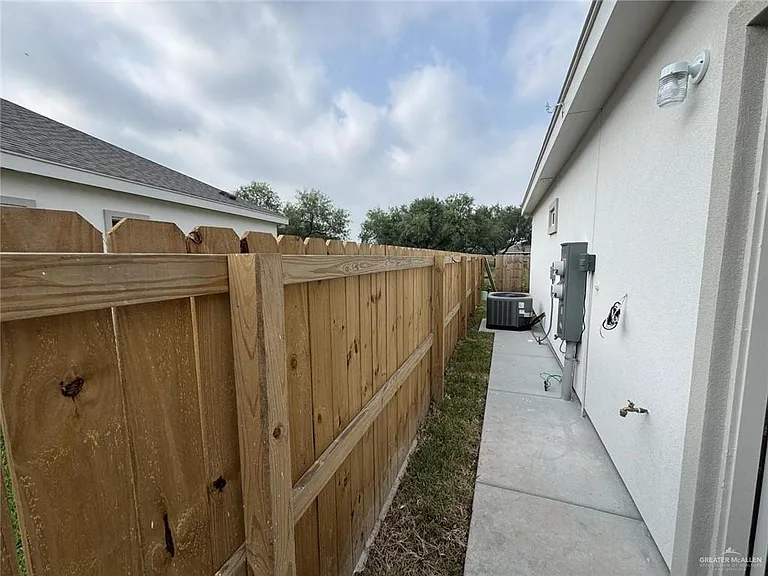 1312 W Sucre Dr #5 — Photo 12