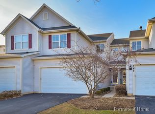 247 Grand Ridge Rd, Saint Charles, IL 60175