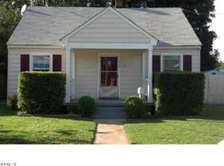 416 Dick Ewell Ave, Colonial Heights, VA 23834